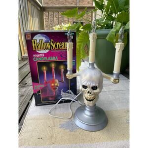 VTG Trendmasters Hallow Scream Haunted Candelabra Flickering Lights Skull Eyes